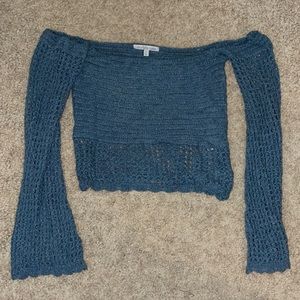 Long sleeve crop top